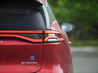 比亚迪比亚迪唐EV