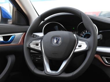 长安汽车逸动ET