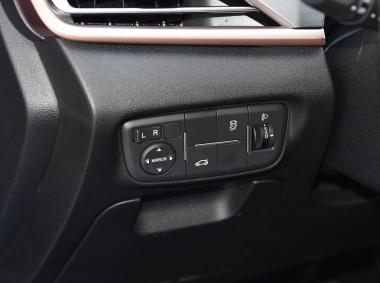 长安汽车逸动ET