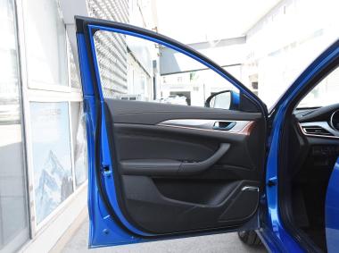 长安汽车逸动ET