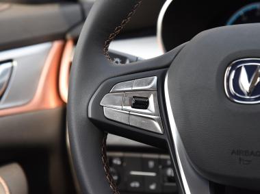 长安汽车逸动ET