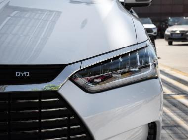 比亚迪比亚迪秦Pro EV