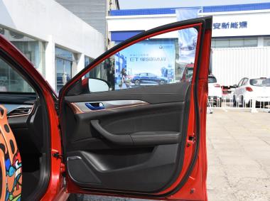 长安汽车-逸动ET