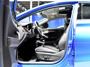 长安汽车逸动ET