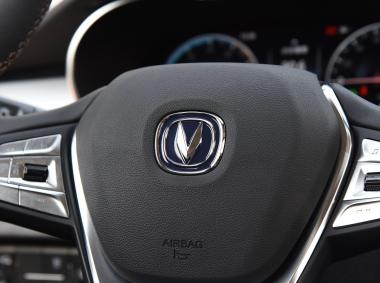 长安汽车逸动ET