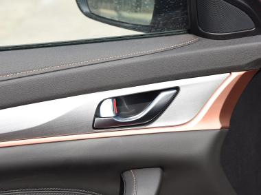 长安汽车逸动ET