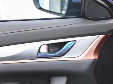 长安汽车逸动ET