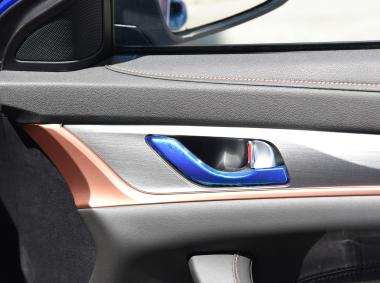 长安汽车逸动ET