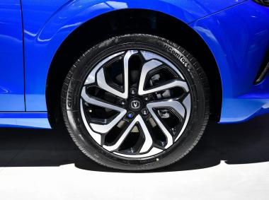 长安汽车逸动ET