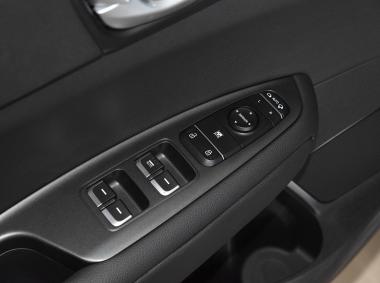 起亚起亚K5新能源