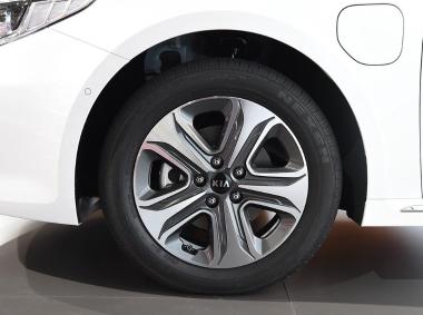 起亚起亚K5新能源