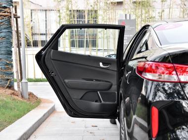 起亚起亚K5新能源