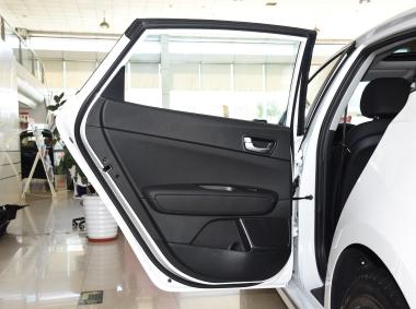 起亚起亚K5新能源