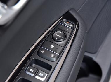 起亚起亚K5新能源