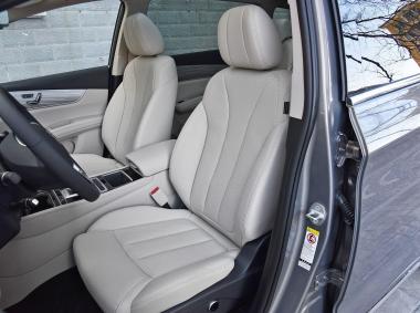 比亚迪比亚迪宋MAX DM