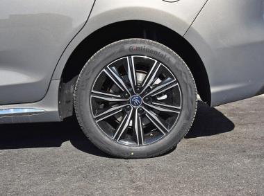 比亚迪比亚迪宋MAX DM