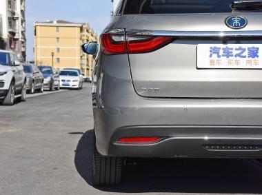 比亚迪比亚迪宋MAX DM