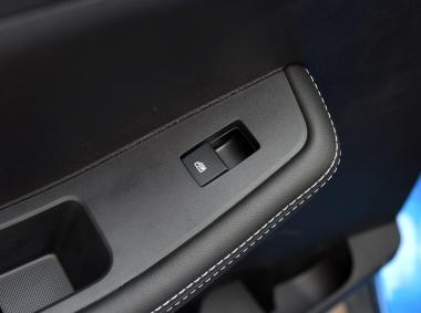 比亚迪比亚迪元EV