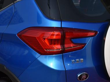 比亚迪-比亚迪元EV