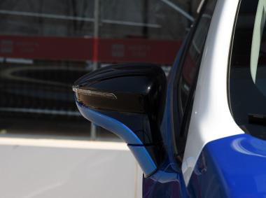 比亚迪比亚迪元EV