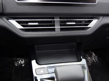 比亚迪比亚迪元EV