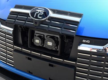 比亚迪比亚迪元EV