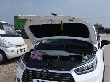 比亚迪比亚迪元EV