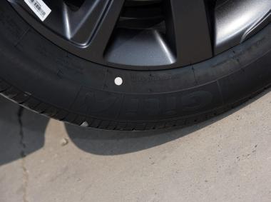 比亚迪比亚迪元EV