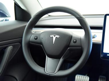 特斯拉特斯拉Model 3