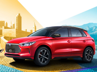 比亚迪比亚迪e2