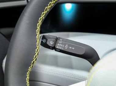 阿维塔科技-阿维塔11