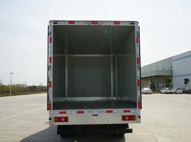 开沃汽车开沃K15