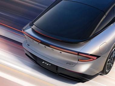 小鹏汽车-小鹏P7+