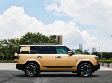 方程豹-方程豹-钛7