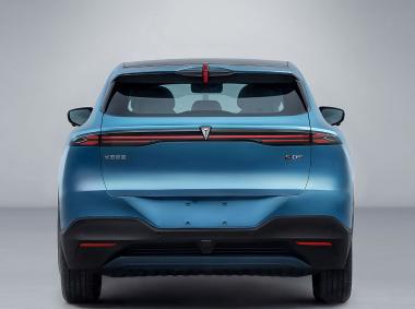 深蓝汽车-深蓝S05