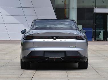 ARCFOX极狐-极狐 阿尔法S5