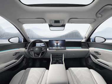 比亚迪-比亚迪-秦L