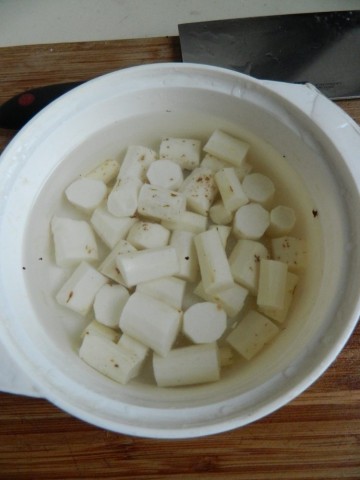 黄精淮山排骨汤