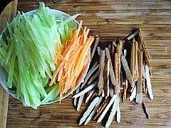 简单家常菜---莴笋炒香干