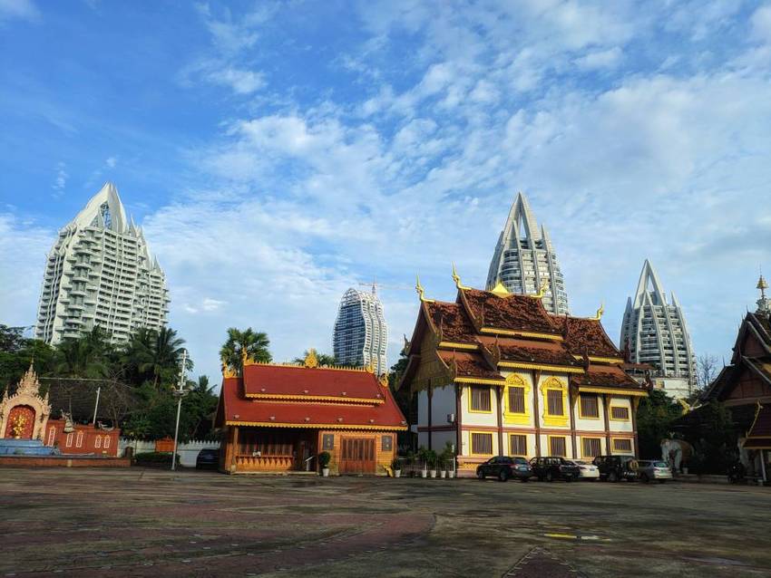 清晨的告庄街道