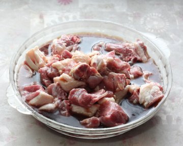 秘制香菇啤酒鸭