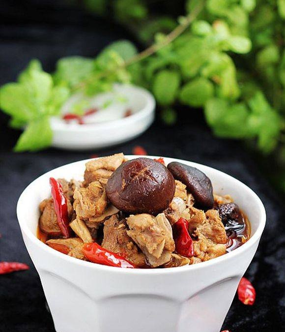 秘制香菇啤酒鸭