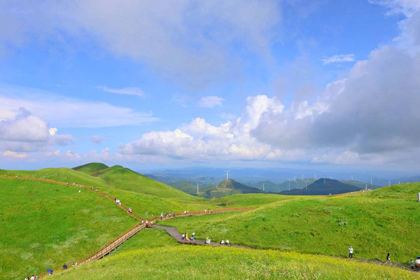小众景点毕节阿西里西韭菜坪