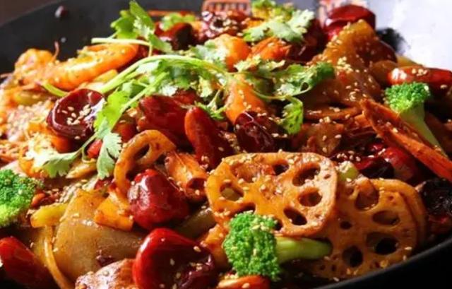 5道特色小吃做法，不用花钱就能学到，比外面买的还好吃！