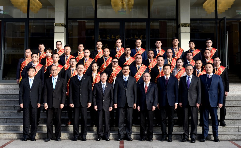 东风公司隆重表彰2019年度各类先进