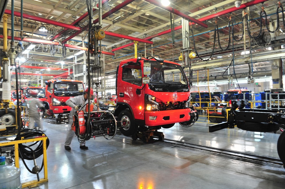 东风汽车股份轻型商用车分公司开启“双极限模式”