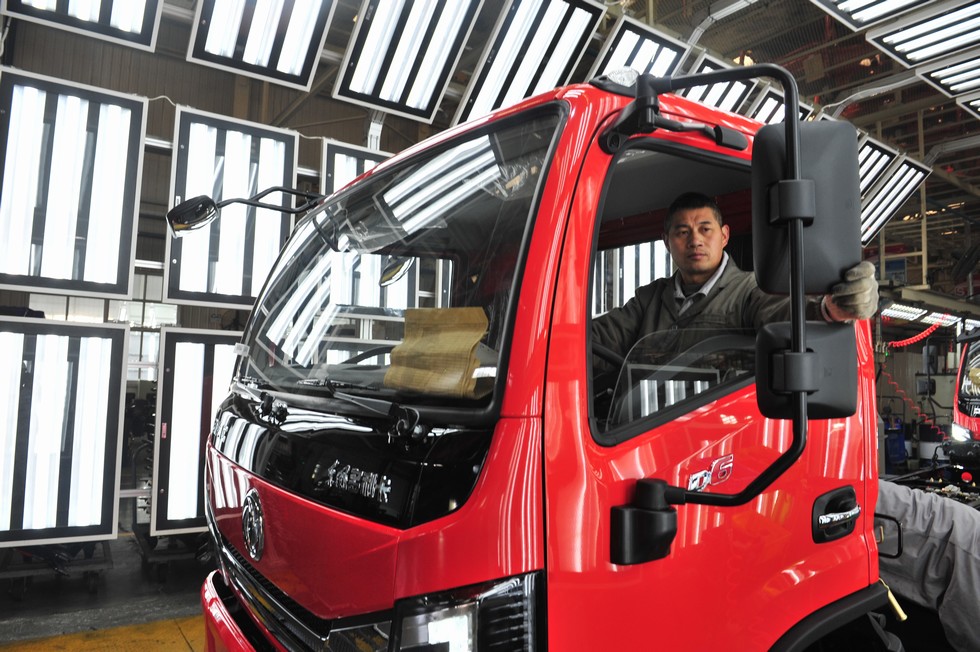 东风汽车股份轻型商用车分公司开启“双极限模式”