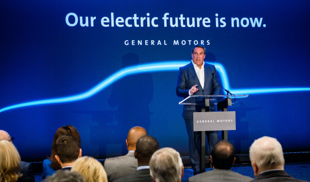 通用汽车的电动车未来：总统马克·鲁斯提供一些暗示