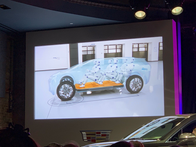 通用汽车的电动车未来：总统马克·鲁斯提供一些暗示