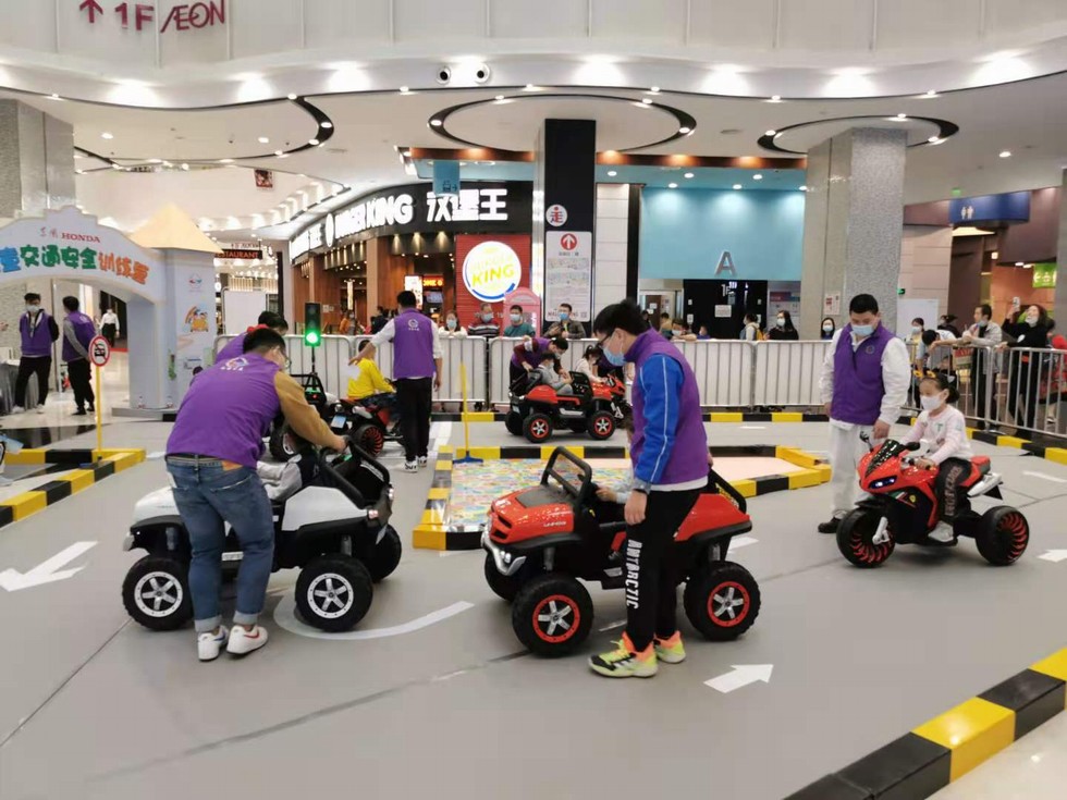 东风本田举办交通安全训练营活动